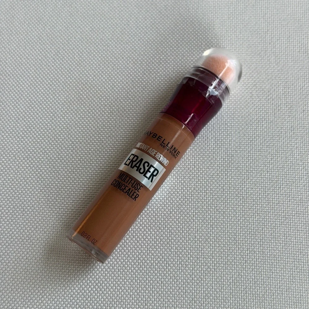 NWT Maybelline Instant Age Rewind Eraser Dark Circle Treatment Concealer